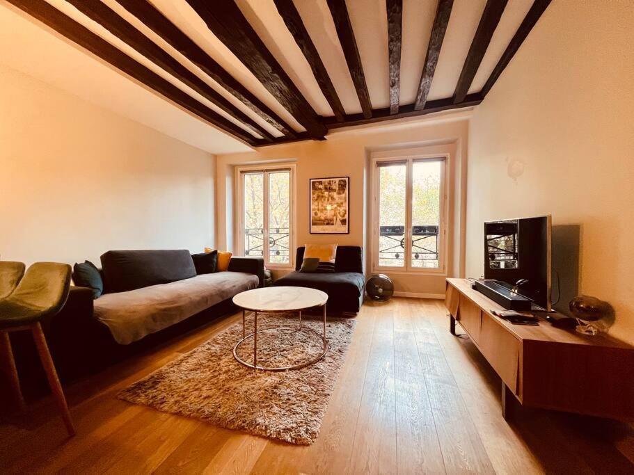 Appartement Cosy Au Coeur De Paris Bagian luar foto